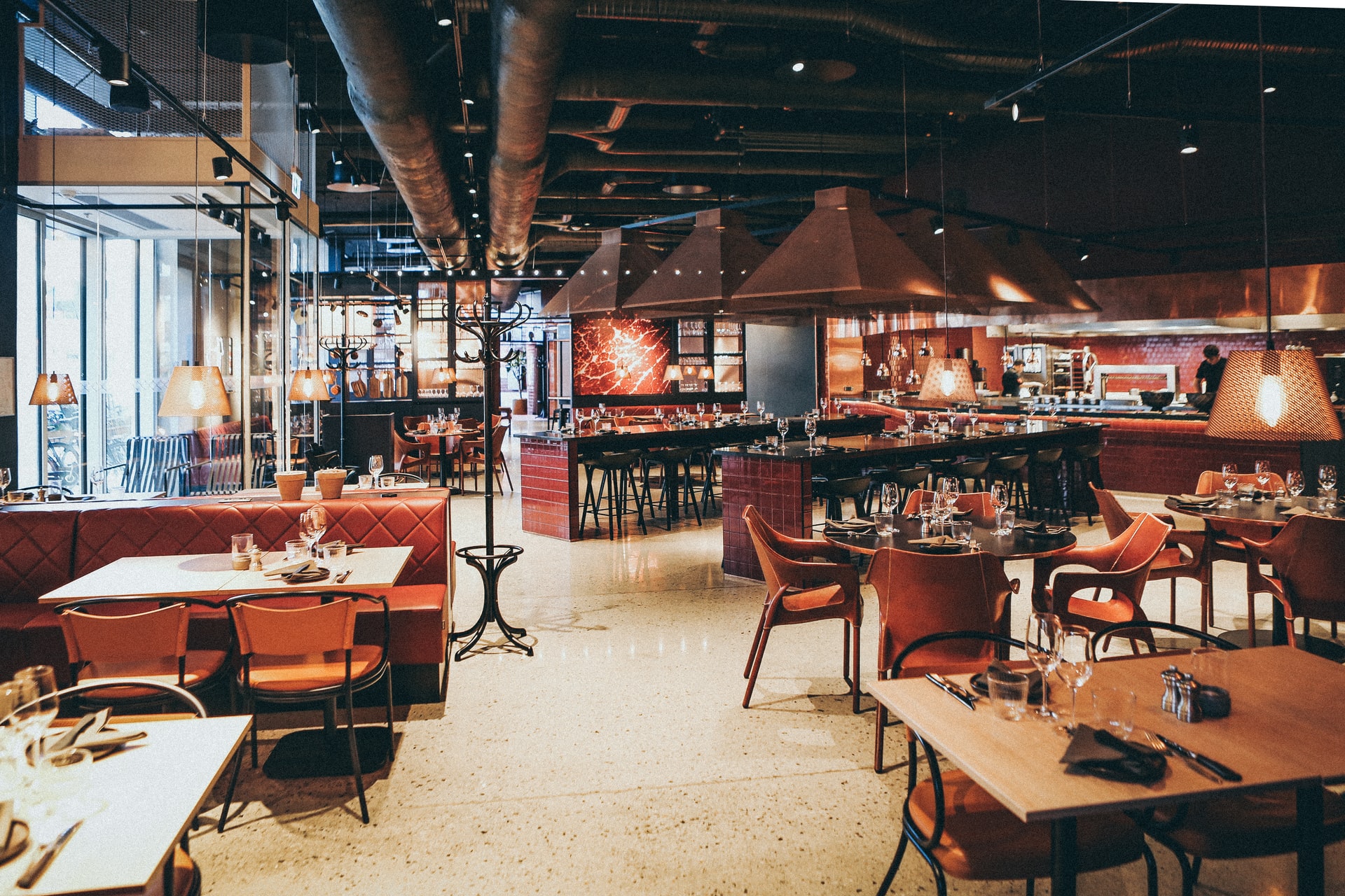 pizza restaurant chain outlet image